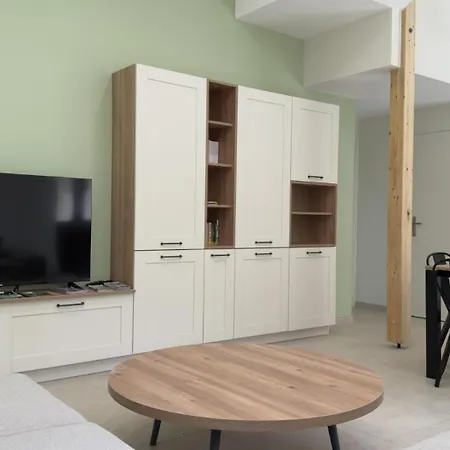 Au Clair De La Rhune Casa vacanze *