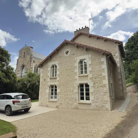 Au Clair De La Rhune Marcay (Vienne)